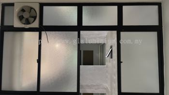 sliding windows 4 panel + Above fit glass @The Trees Damansara 