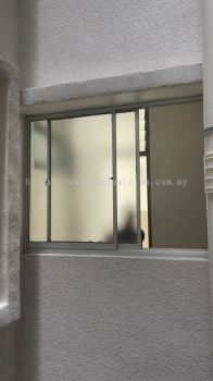 sliding windows 2 panel @zentro Residences, Jalan Sierra 10/1,Bandar 16 Sierra, Puchong 