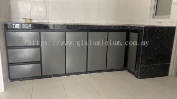 Cabinet swing door + drawer @ Residensi Vista Wirajaya 2