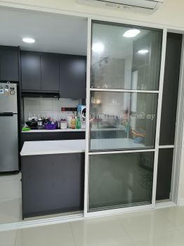 Sliding doors 3 panels @Residensi Emerald Damai, jalan desa Cheras 10, taman Desa Cheras, Cheras 