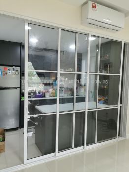 Sliding doors 3 panels @Residensi Emerald Damai, jalan desa Cheras 10, taman Desa Cheras, Cheras 