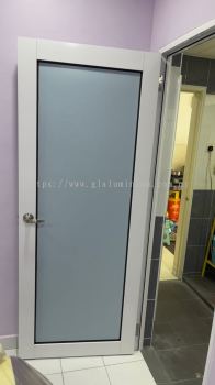 Aluminium swing door ( Bathroom) @Jalan SL 9/10E,Bandar Sungai Long, Kajang 