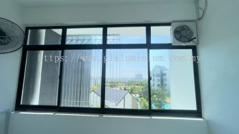 sliding window 4 panel + above fix glass @jalan CB 1,Casa Bayu @ Cybersouth,Dengkil Sepang