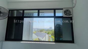 sliding window 4 panel + above fix glass @jalan CB 1,Casa Bayu @ Cybersouth,Dengkil Sepang