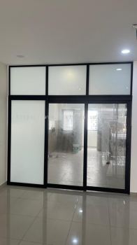 Hanging Sliding door 3 panel (2+1) + Above fix glass @Elmina Green 5,Jalan Samanea 5/95 ,Shah Alam