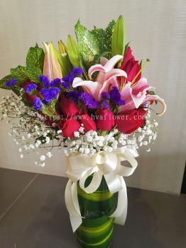 Lily Mix Rose With Vase