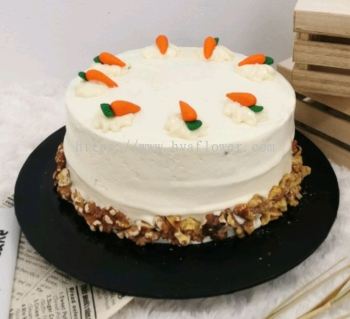 Carrot & Walnut Cake 6'' ~ 9''