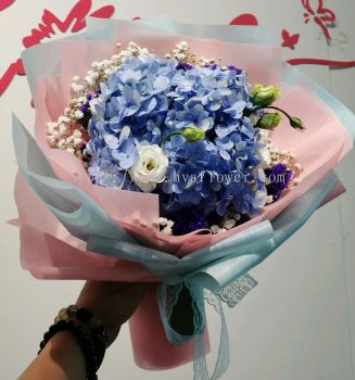 Hydrangea Small Bouquet 02
