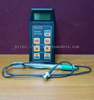 HANNA HI 8424 pH METER