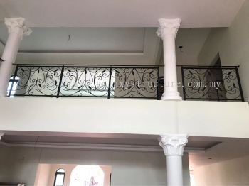 Second progress:1)To fabrication and install new custom make wrought iron powder coated staircase railing with wood handle 2)To fabrication and install new custom make wrought iron powder coated balcony /balustrade railing - Kajang