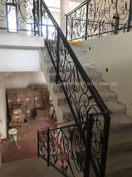 Second progress:1)To fabrication and install new custom make wrought iron powder coated staircase railing with wood handle 2)To fabrication and install new custom make wrought iron powder coated balcony /balustrade railing - Kajang