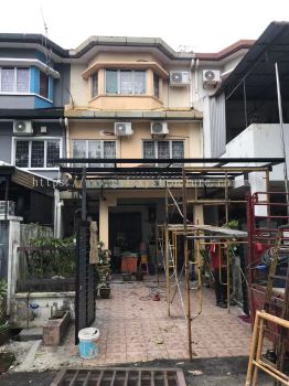 Progress done:(Double storey house)-1)To fabrication,supply and install galvanized powder coated mild steel swing gate aluminum panel with small door 2)To fabrication,supply and install mild steel awning with pu foam metal sheet metal deck paint 3)To supply and install new autogate motor system - Klang