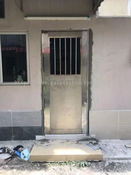 Progress done:(Double Storey House)-1)To dismantle old door,fabrication and install new custom make local stainless steel full plate door grille with small door at back yard - Klang