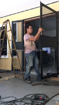 Progress done before & after:(Double Storey House)-1)To fabrication and install custom make powder coated new mild steel expended mesh panel door grille with handle key lock - Shah Alam