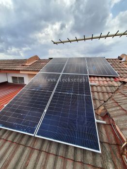 Residential (Upgrade) 
Supply, Install 
* One unit Huawei 6KTL-L1 String Inverter
* 5pcs Jinko 620w Bifacial Solar Panel
* Additional material rail, modify etc, Ipoh, Perak