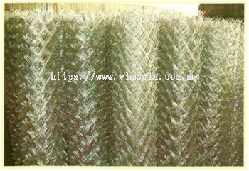 GALVANIZED WIRE FENCE