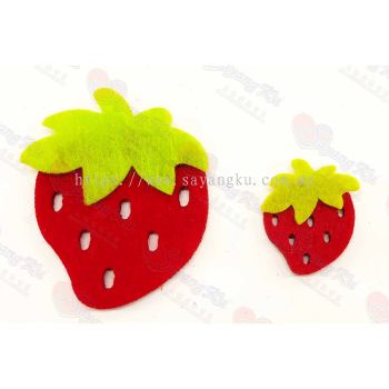 (ReadyStock) Felt Strawberry kraftangan decor