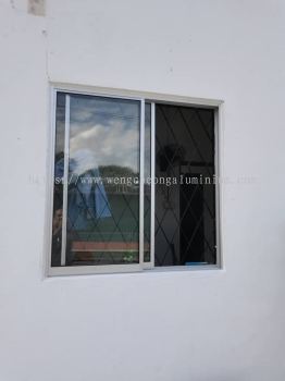 NORMAL SLIDING WINDOW