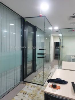 FRMAELESS FIXED GLASS PANEL3