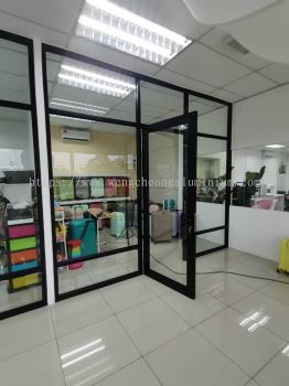 SHOPFRONT FIXED GLASS PANEL WITH 4" ALUMINIUM SWING DOOR