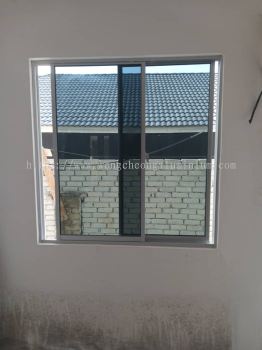 NORMAL SLIDING WINDOW