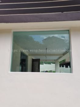 FRAMELESS FIXED GLASS PANEL