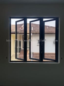 MULTIPOINT CASEMENT WINDOW