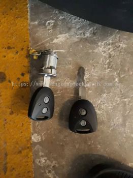 repair car lock ( Perodua Axia )