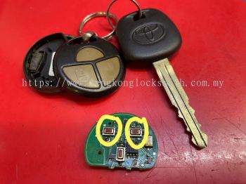 repair Toyota Altis remote control