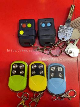 Duplicate gate remote control 2  in 1