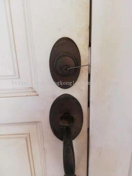 unlock service (door lock)