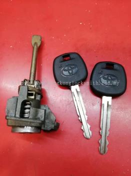 Repair Toyota car lock