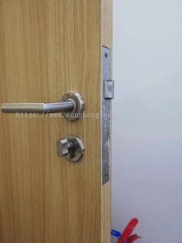 replace cylinder lock