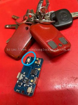 repair Toyota Hiace remote control