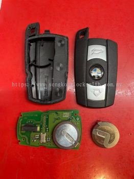 replace BMW smart remote control battery