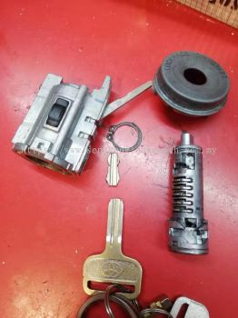 repair Toyoya car lock