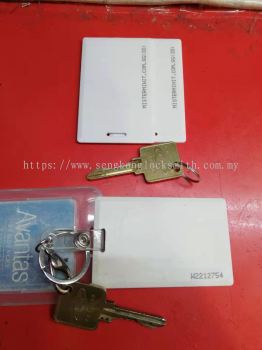 duplicate door access card