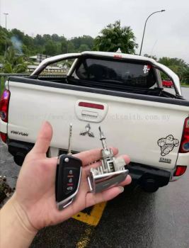 Repair car lock Misubishi car key and remote all lost