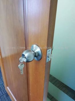 change door, toilet, office door lock and dead bolt