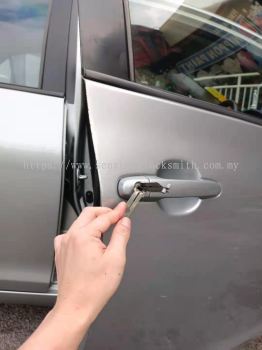 car unlock service