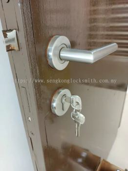 door lock replacement