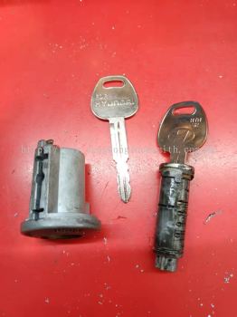 repair hyundai car lock