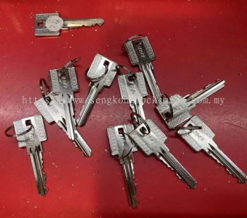 cylinder lock key