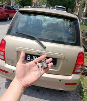 Repair kelisa car lock