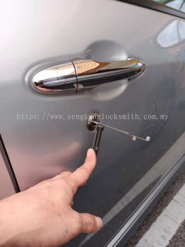 car unlock service