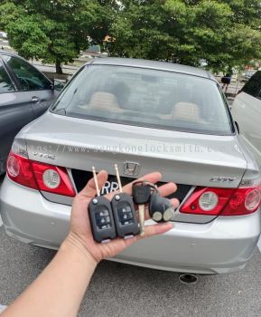 duplicate Honda city car key with remote control