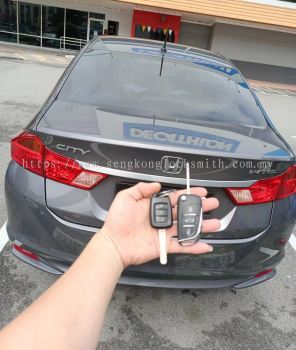 duplicate Honda city car key with remote control