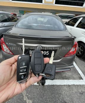 duplicate Nissan car remote control with key 