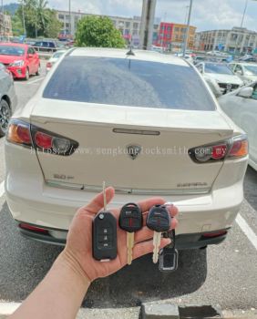 duplicate proton car remote control with key