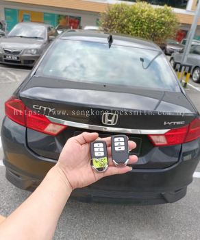 duplicate Honda city car key with remote control